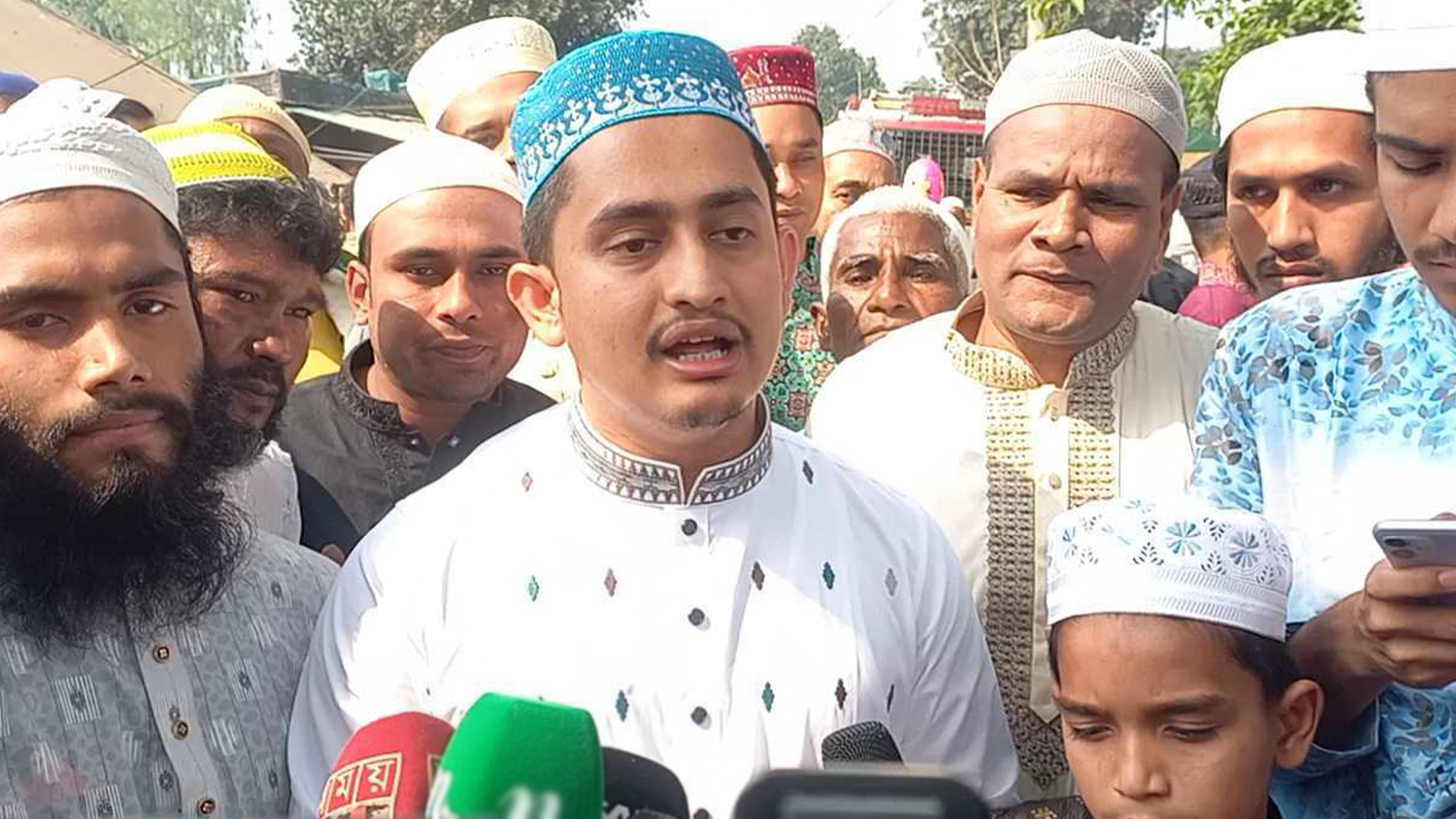 সংকীর্ণতাকে পাশ কাটিয়ে মানুষের কল্যাণে কাজ করার আহ্বান সারজিসের